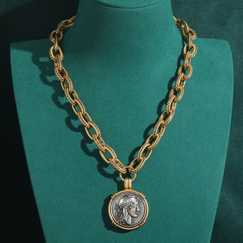 Collier ras de cou Vintage pou - Vintage Collectible Coins avis et prix